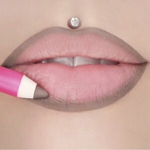 ⭐️Jeffree Star Cosmetics Velour Lip Liner “posh spice” NIB! ⭐️